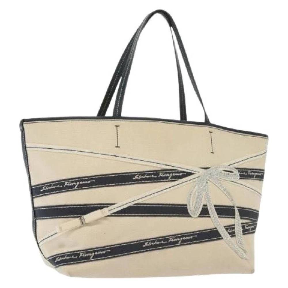 Salvatore Ferragamo Pre-owned Pre-owned canvas håndtasker - Vintage - Dame - Beige - ONE SIZE - Tyl