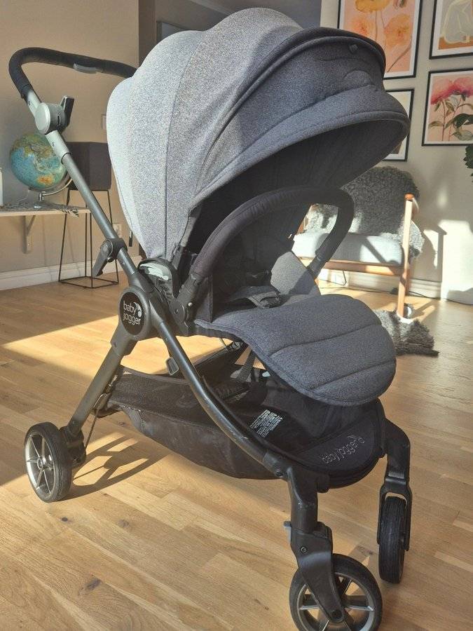 Resevagn - Babyjogger City Tour Lux (vändbar sittdel)