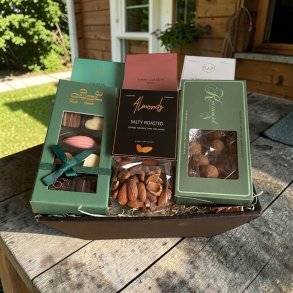 Gavekurv - Luksus med Cocoture chokolade & Weibel slik