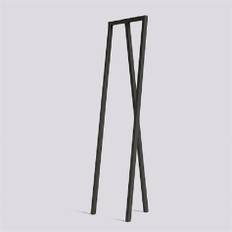 Loop stand Garderobe stativ sort fra HAY