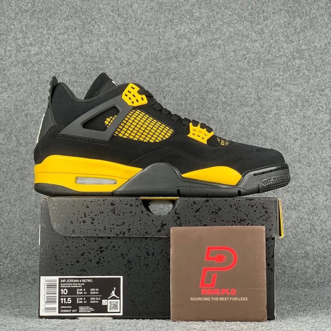 Air Jordan 4 Retro 'Thunder' 2023 - (Mens) EUR 44.5 • US 10.5 • UK 9.5
