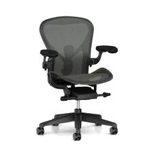 Herman Miller Aeron Graphite - A - Small / Incl Posture Fit / Bløde Hjul - Til hårde underlag