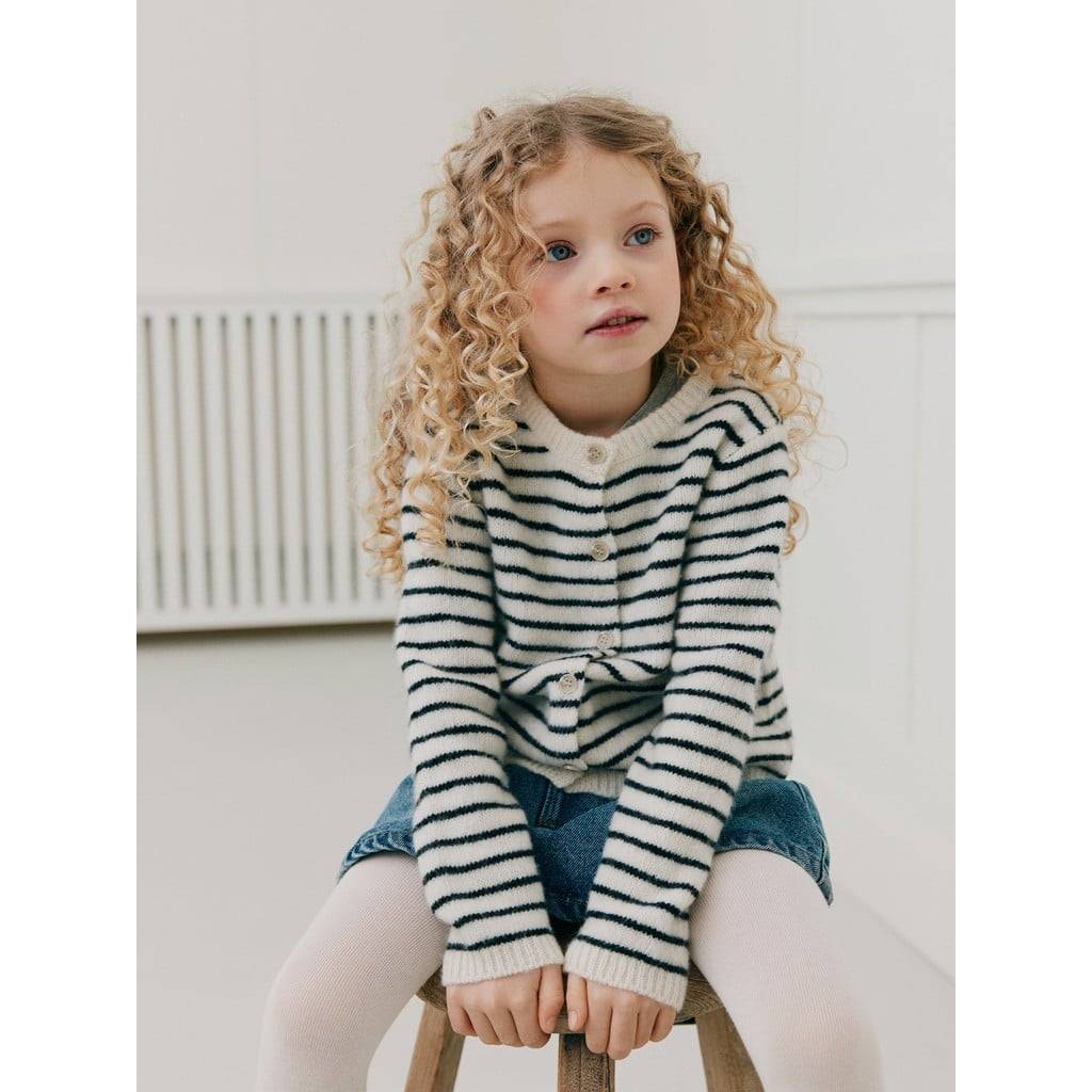 Sofie Schnoor Cissekb Cardigan Stl. 4 år / 104 cm unisex - Skjortor Från Magasin - Off White Striped (4 år / 104 cm)