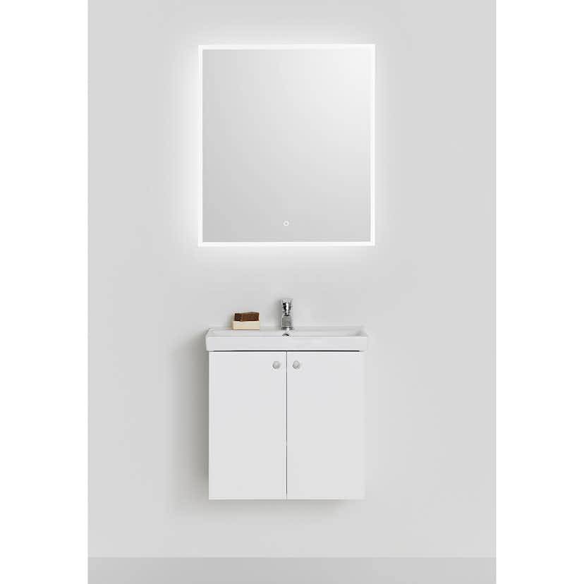Möbelpaket Hafa Neat 550 med Luckor och Spegel Store Square LED