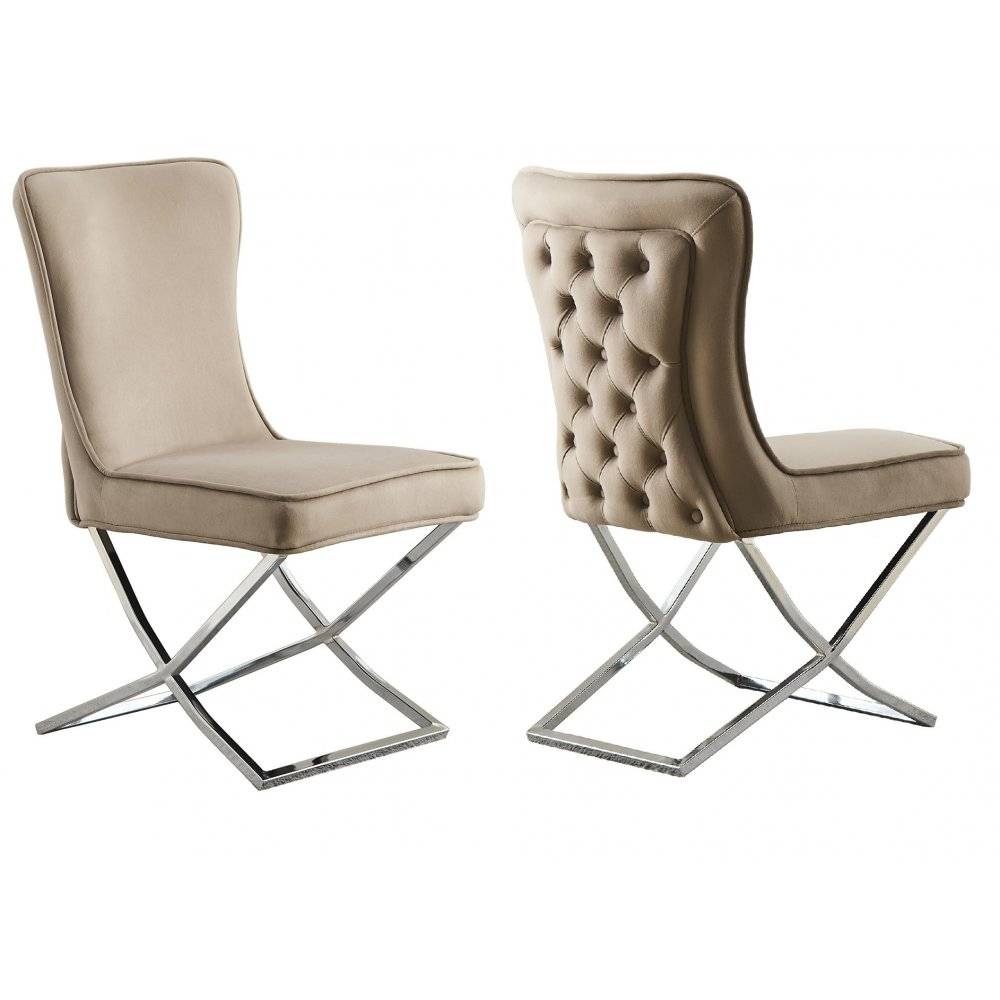 Matstol i beige sammet med kromat underrede | Luxury