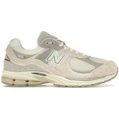 New Balance 2002R Linen