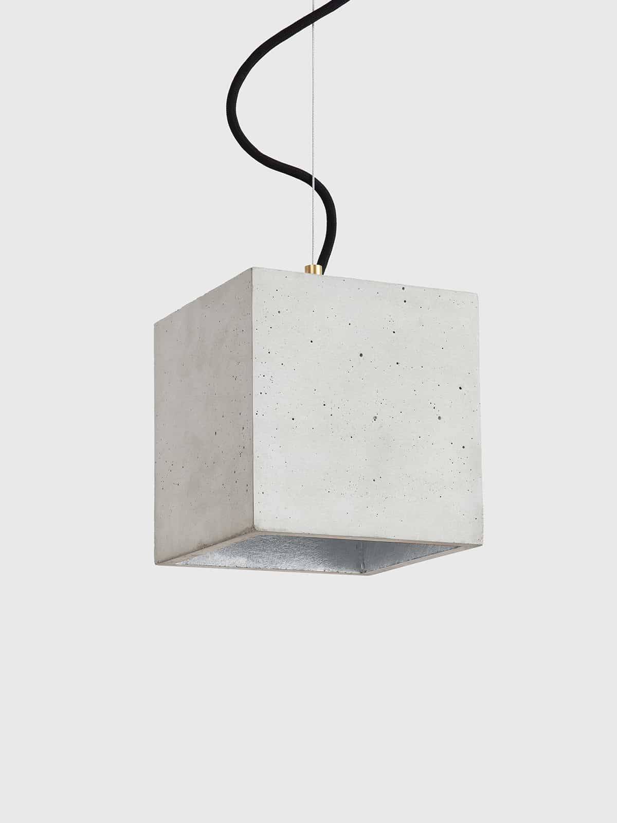 Betonlampe kubik (stor) lysegrå Sølv 5,0m (+DKK 100)