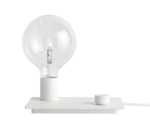 Muuto Control Bordlampe - Hvid.