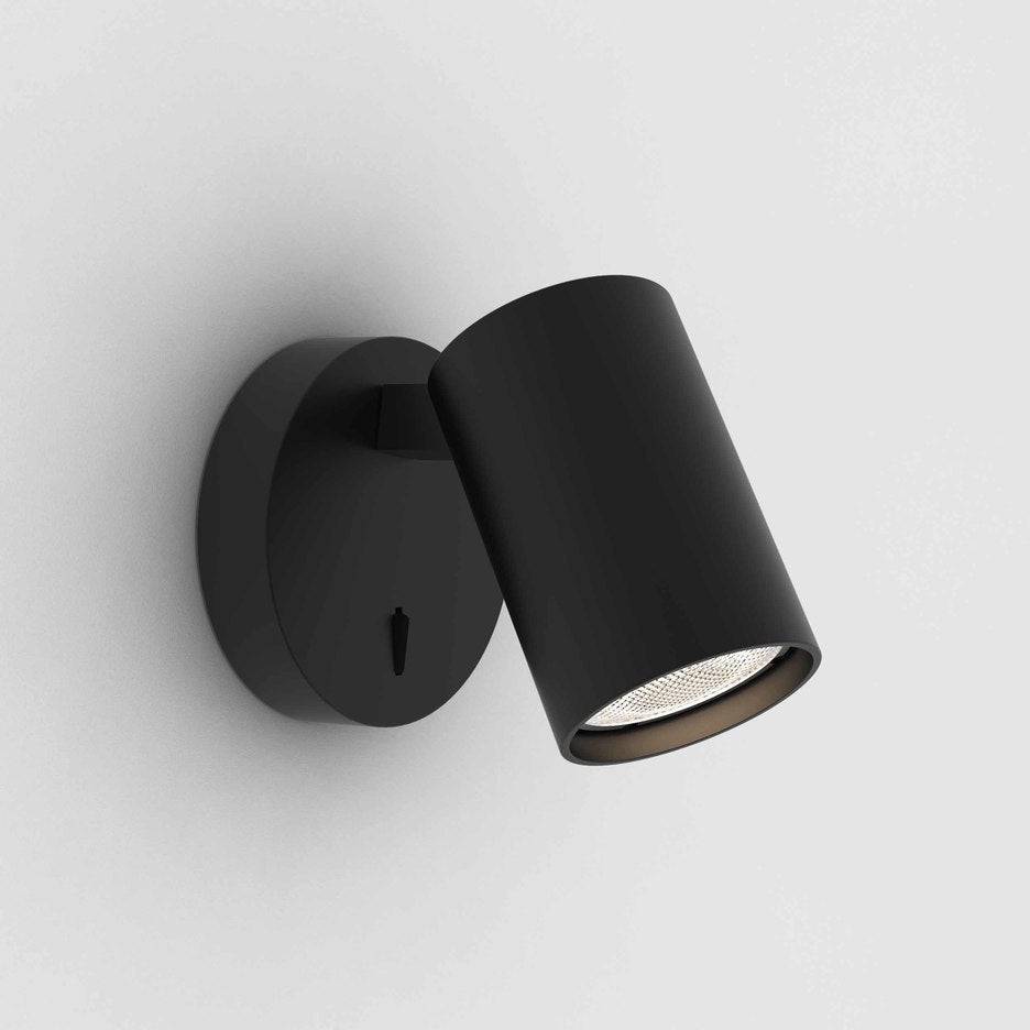 Ascoli Single Switched væglampe fra Astro Lighting - Sort
