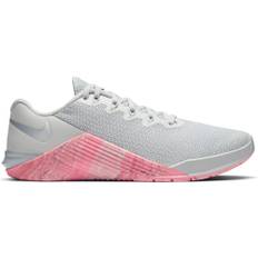 Nike - Metcon 5 - Dame  - 40.5  - Grå