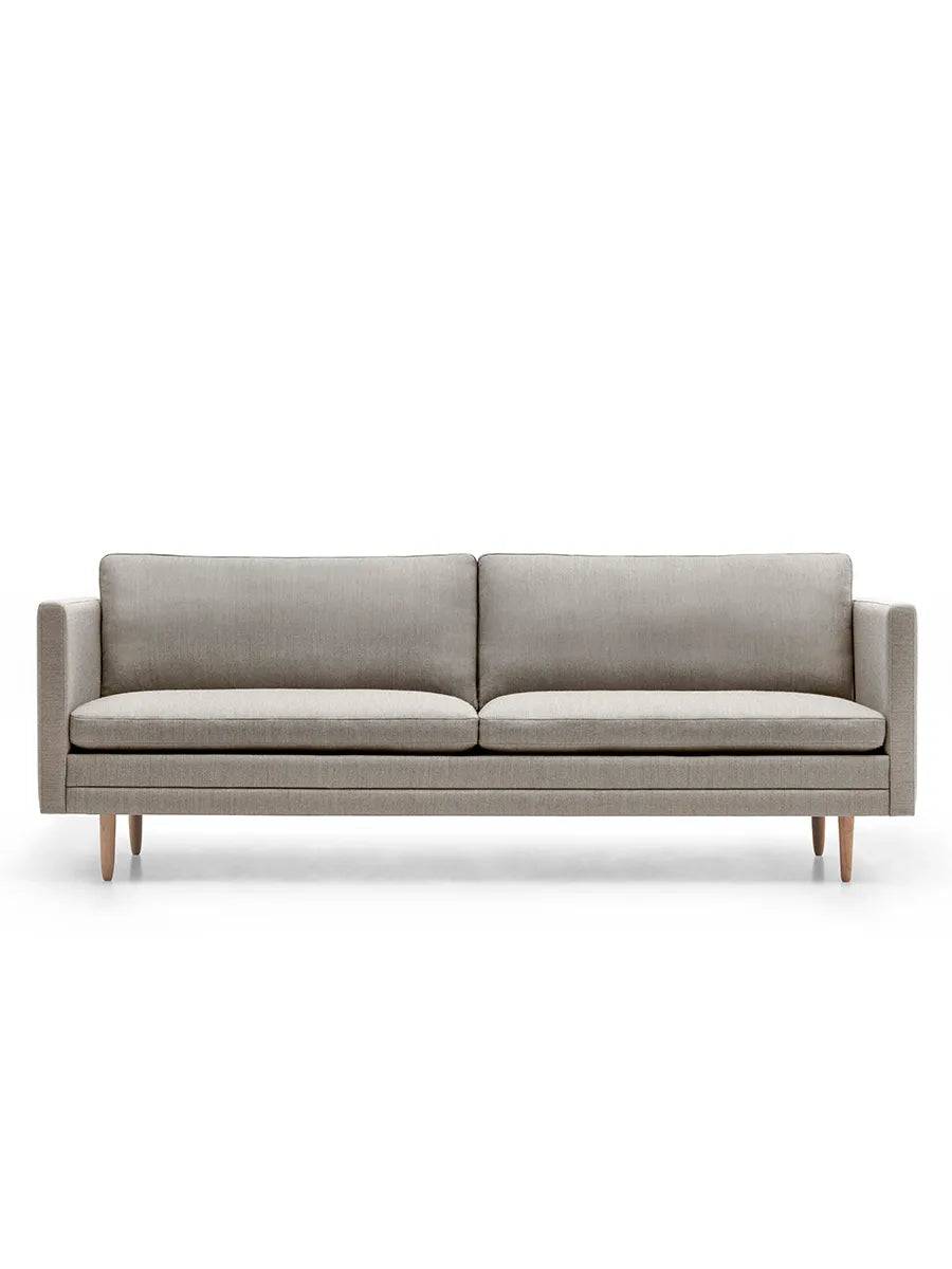 MH2614/MH2615 sofa, mood fra Mogens Hansen Coneslim eg / 4 pers. sofa, 2 delt / Mood 3101 - Jacobsen Plus