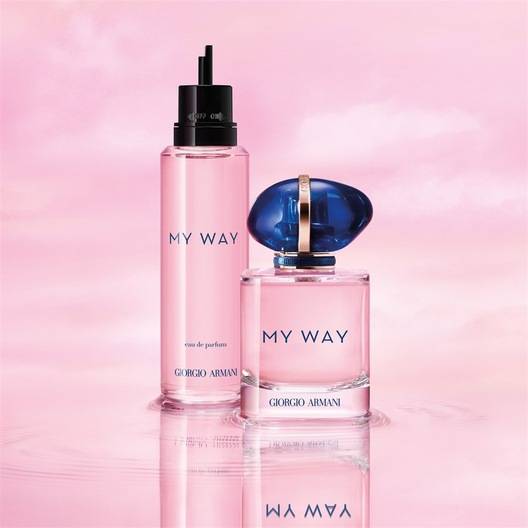 Armani My Way Eau de Parfum Spray - Påfyllningsbar 30.00 ml + Påfyllning 100.00 1 Stycke(2518,00 kr / 1 Stycke)