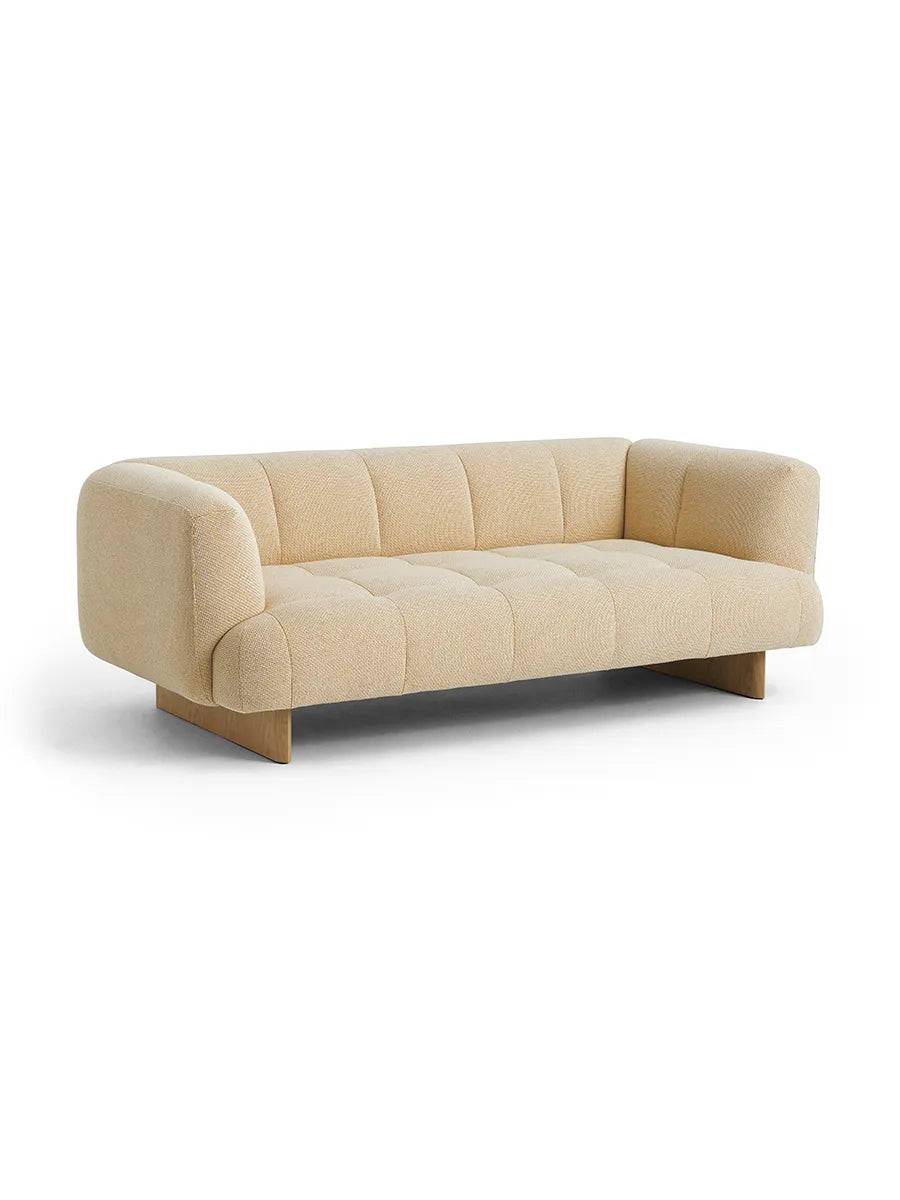 Quilton Lift 2 Pers. Sofa fra Hay Lakeret valnød / Prisgruppe 2 - Jacobsen Plus