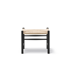 Hans J. Wegner J16 Stool - Eg sort lak Skamler & taburetter - Møbler