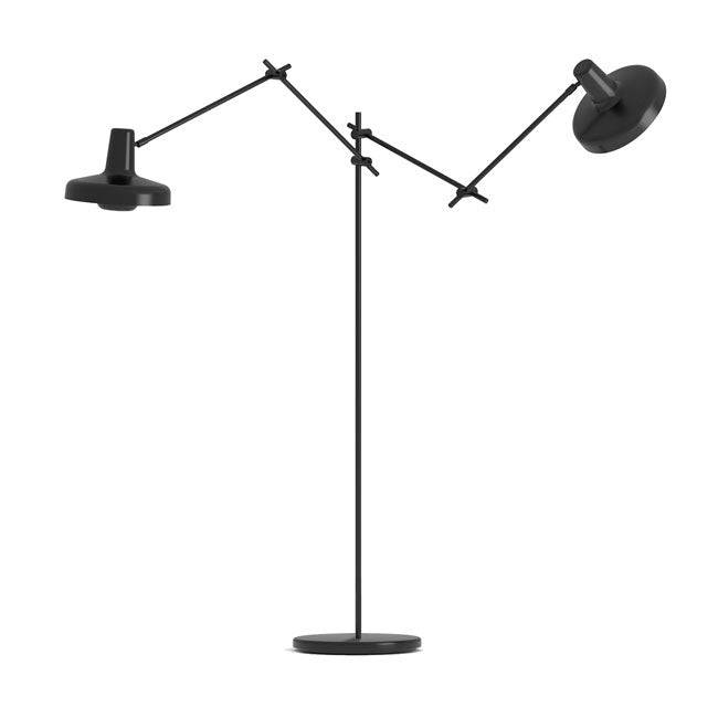 Arigato 2 gulvlampe - Grupa Products
