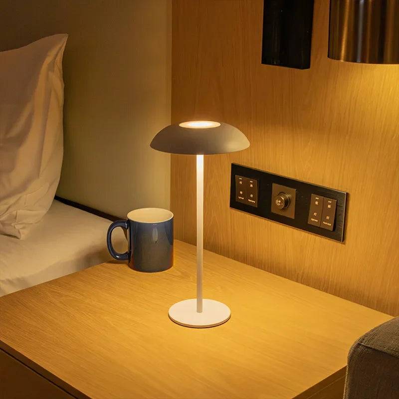 WarmTouch - Trådlös Uppladdningsbar Bordslampa med Touchkontroll - Vit