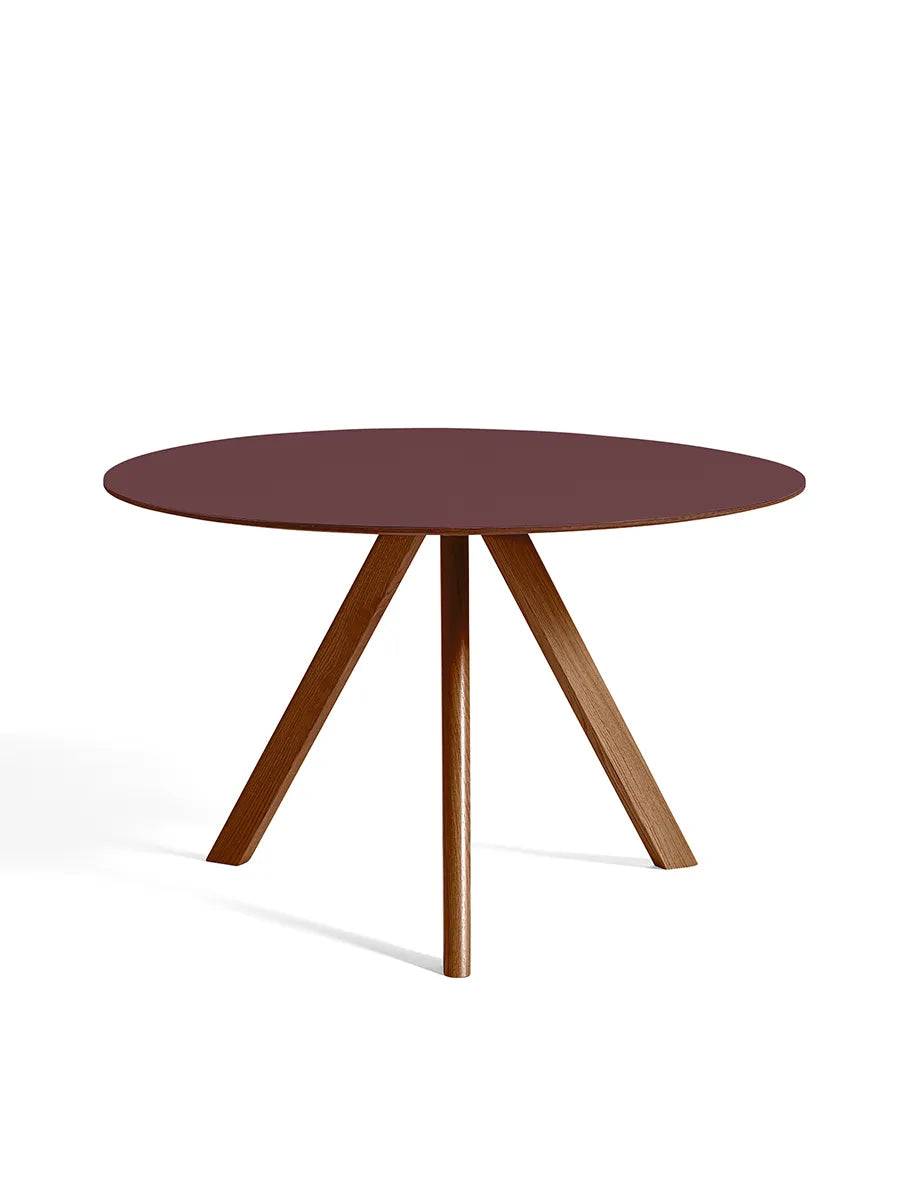 Copenhague CPH20 Bord, Ø120 cm fra Hay Lakeret valnød / Burgundy linoleum - Jacobsen Plus