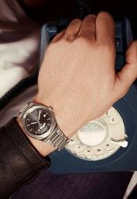 Q Timex® Continental GMT - Klocka - silver tone