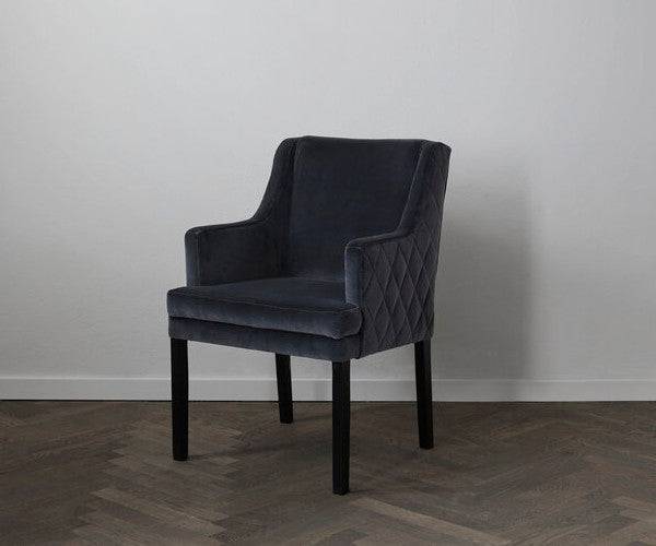 Mossroom Huxton spisestol - grå velour - quilt - Oak Brown