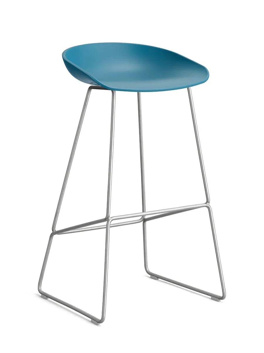 About a Stool AAS38 fra Hay Høj - B 50 x D 48 x H 75-86 cm / Azure Blue / Rustfrit stål - Jacobsen Plus