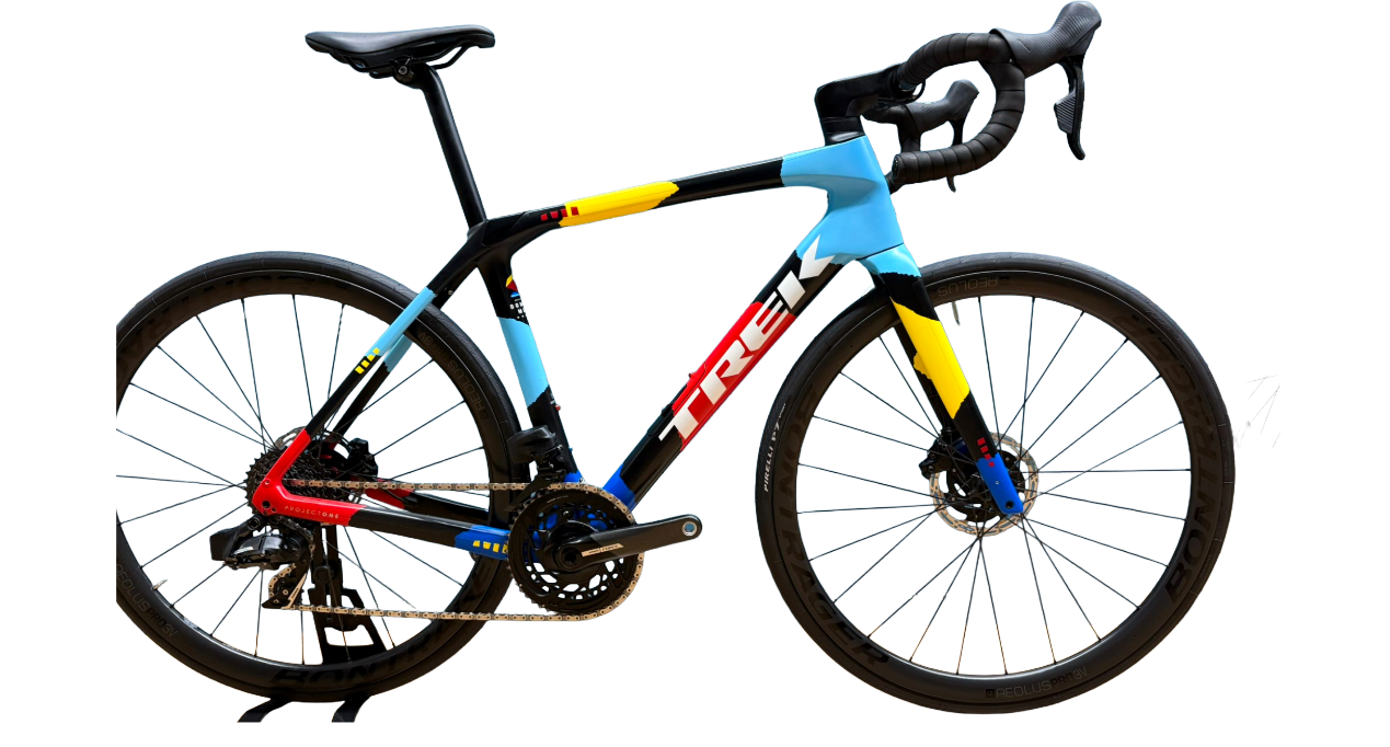 Trek Domane SLR 7 AXS Team Replica 2025 - Sram Force eTap AXS - Bontrager Aeolus Pro 3