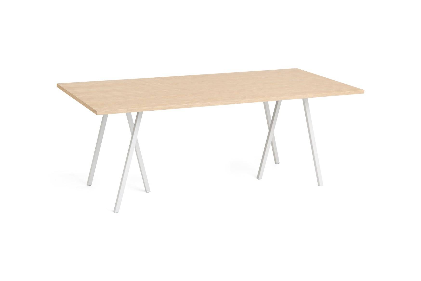 Loop Stand Table, 200 cm fra Hay Lakeret eg / White - Jacobsen Plus