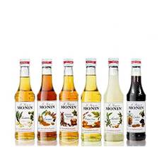 Monin Kaffeesirup Set mit 6 Sorten 0,25l Sirup - Sirupset für Kaffee, Mokka, Latte und Kakao - mit Mandel, Karamell, geröstete Haselnuss, Cookie Choco, Praline Nuss und Macadamia