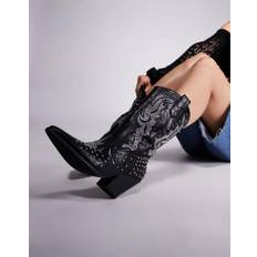 Azalea Wang – Ankus – Svarta boots i cowboystil med nitar-Svart/a