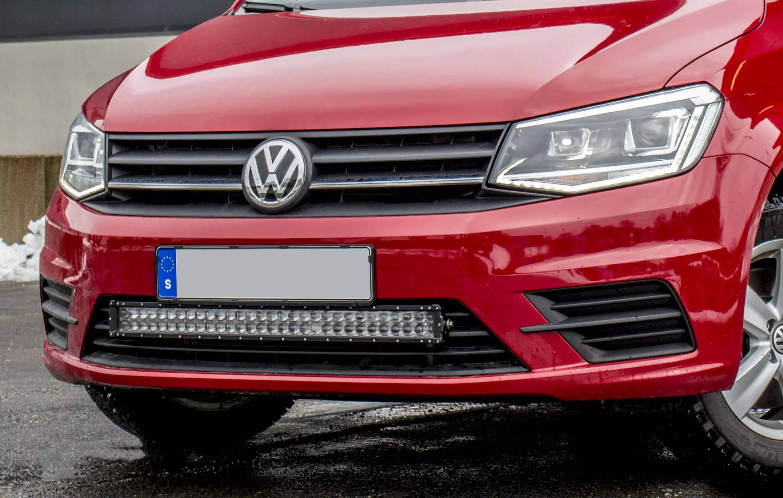 VW Caddy Ledramp + modellanpassat fäste 2016+ | Böjd DSM Tera Plus