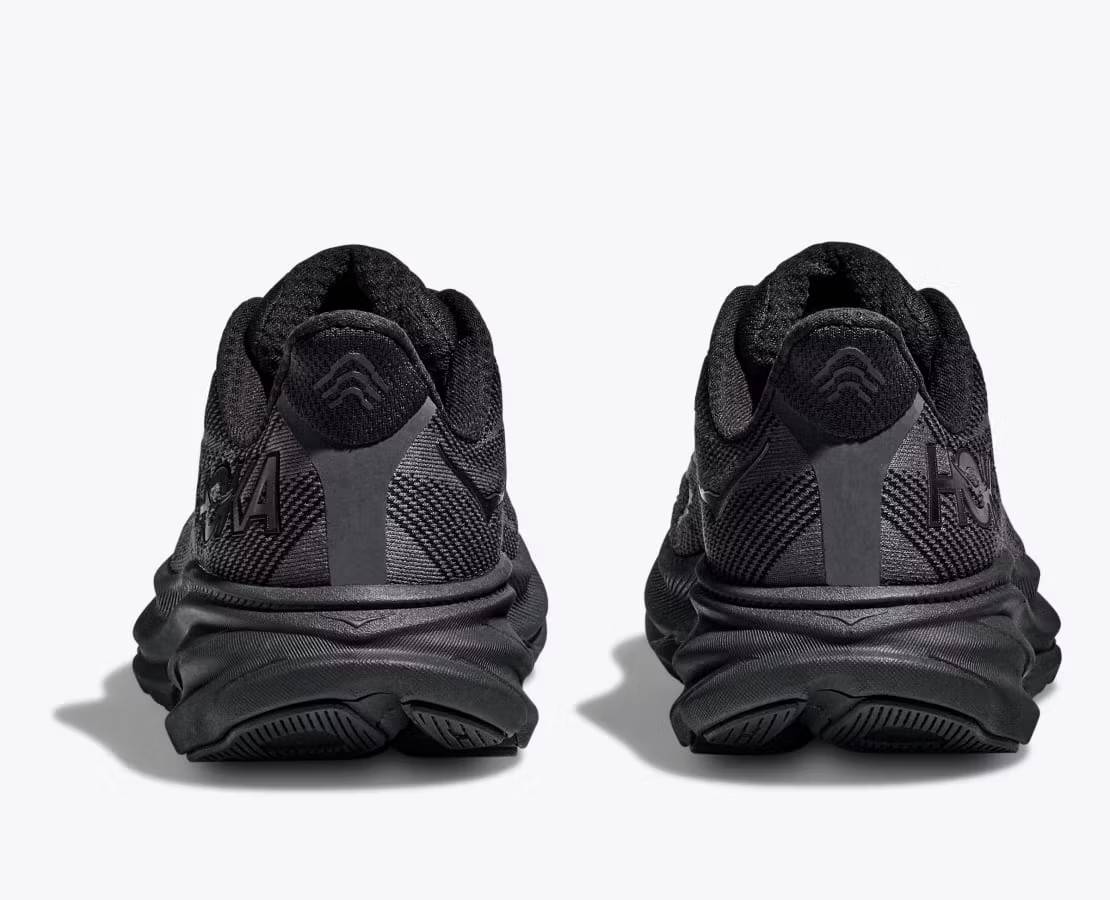 Hoka Clifton 9 Black / Black - Herr
