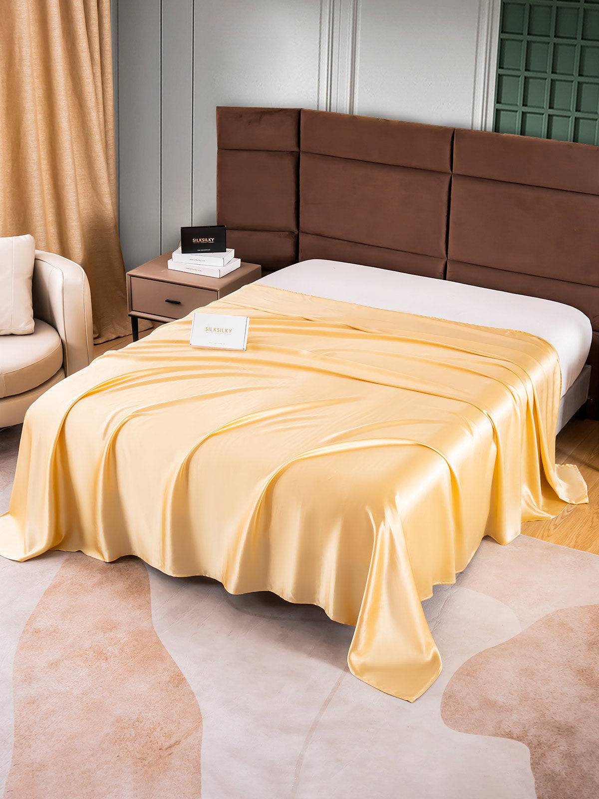 25Momme Mullbärssilke Seamless Platt Lakan - Champagne / 1,8m Säng(290x275cm)