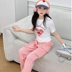 Tvådelad flickor kortärmad hjärtformad t-shirt med tryck för mellanstora och stora barn, flickor arbetsbyxor tvådelad kostym - Rosa (8Y,9Y,10Y,11Y,12Y)