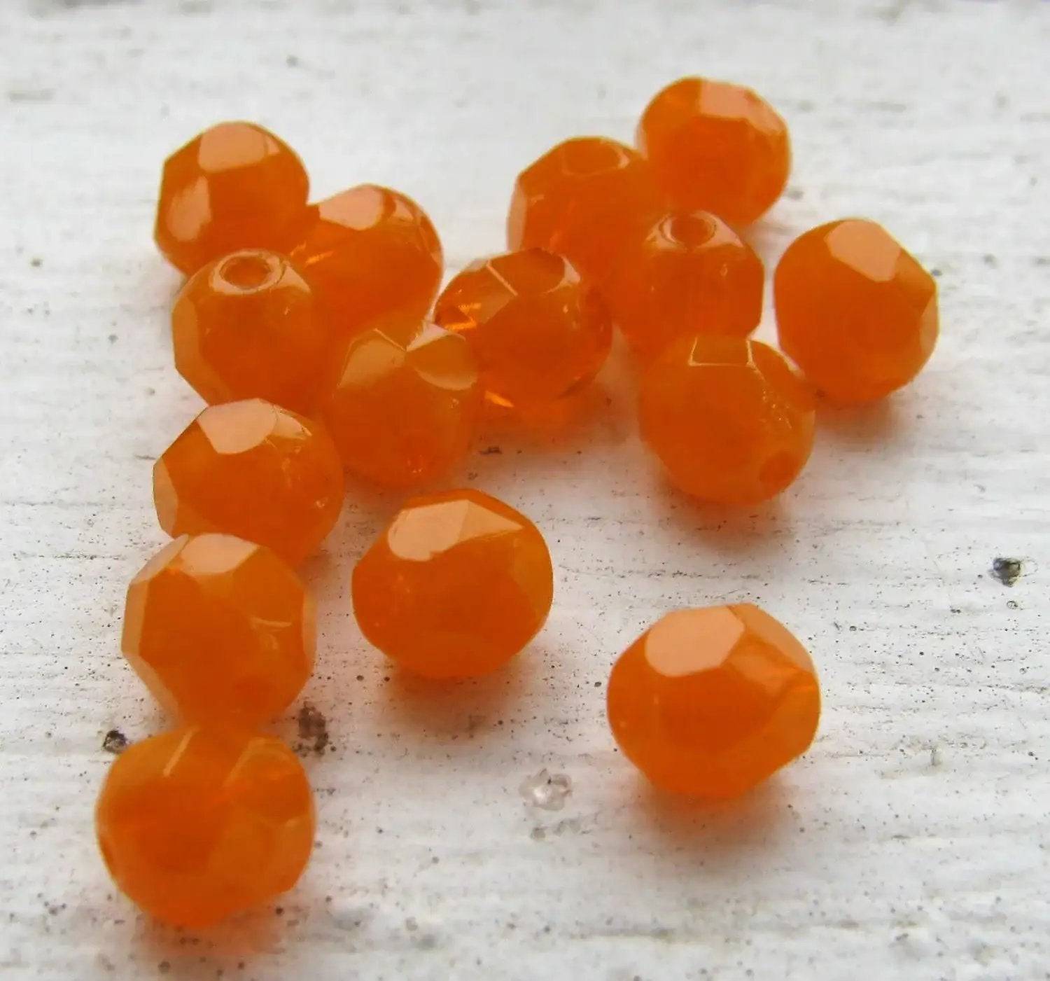 Tjeckiska Firepolish - Opal/Orange Multi 6mm, 25-pack