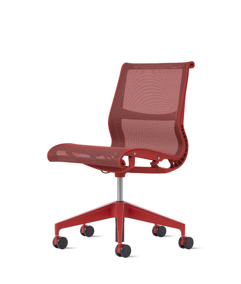 Setu-stoel zonder armleuningen in Intercept/Canyon by Herman Miller
