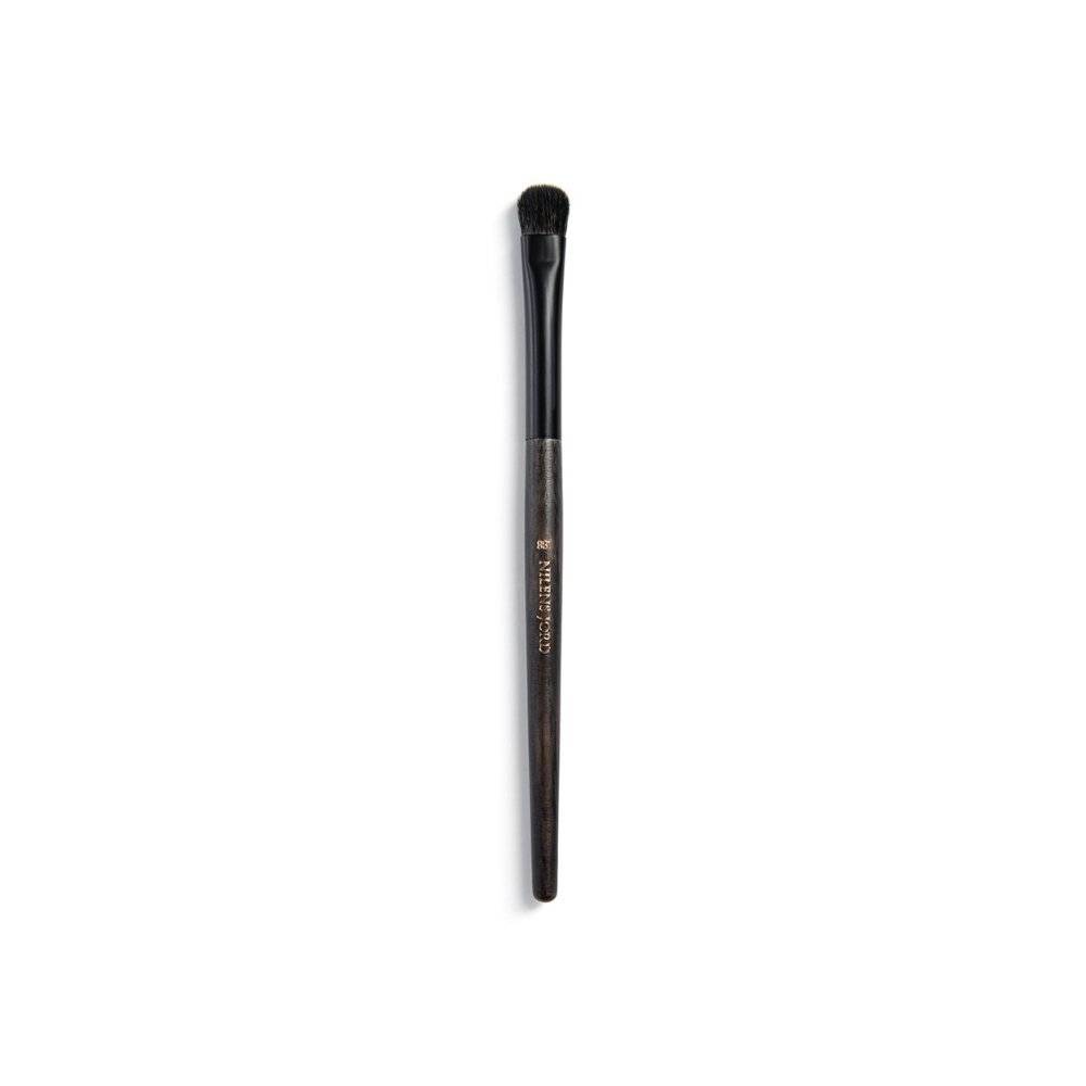 Nilens Jord - Pure Collection - Medium Eye Shadow Brush
