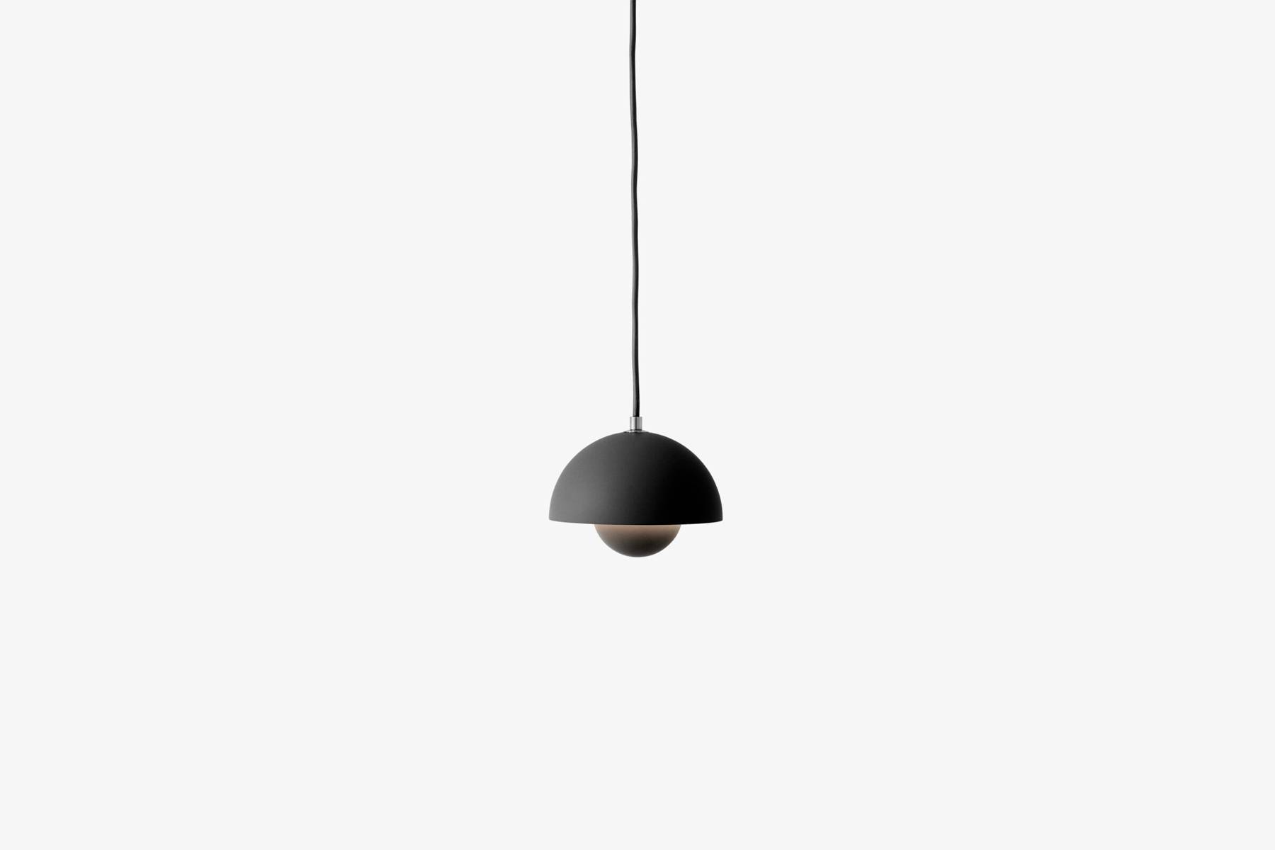 Flowerpot VP10 Matt Black.