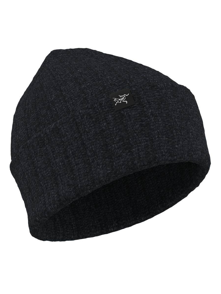 Arc'teryx Chunky Ribbed Toque beanie.
