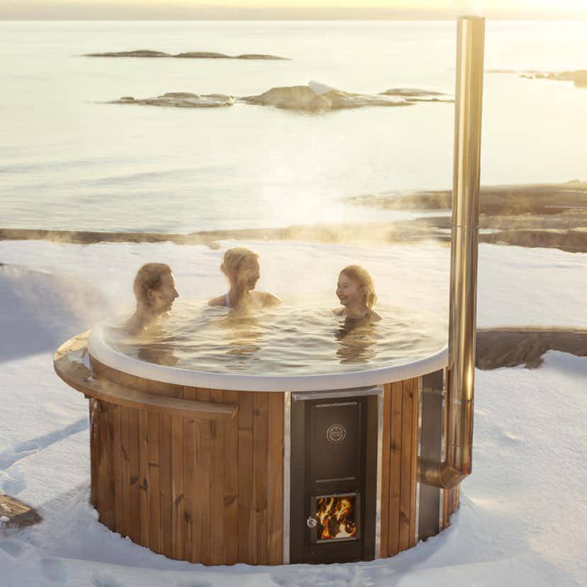 Badtunna Skärgårdstunnan Regal DualBurn 5-7 personer Vit Kar