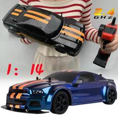 RC Car 4WD 2,4G 30KM/H High Speed Drift Racing Radiostyrd Maskin 1:14 Billeksaker med fjärrkontroll för barn Barnpresenter svart