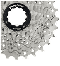 Sampak Bikepartner 8sp 11-28t Road/MTB med KMC X8 1/2x3/32" sølv/grå 114 led kæde 11-13-15-17-19-21-24-28t.