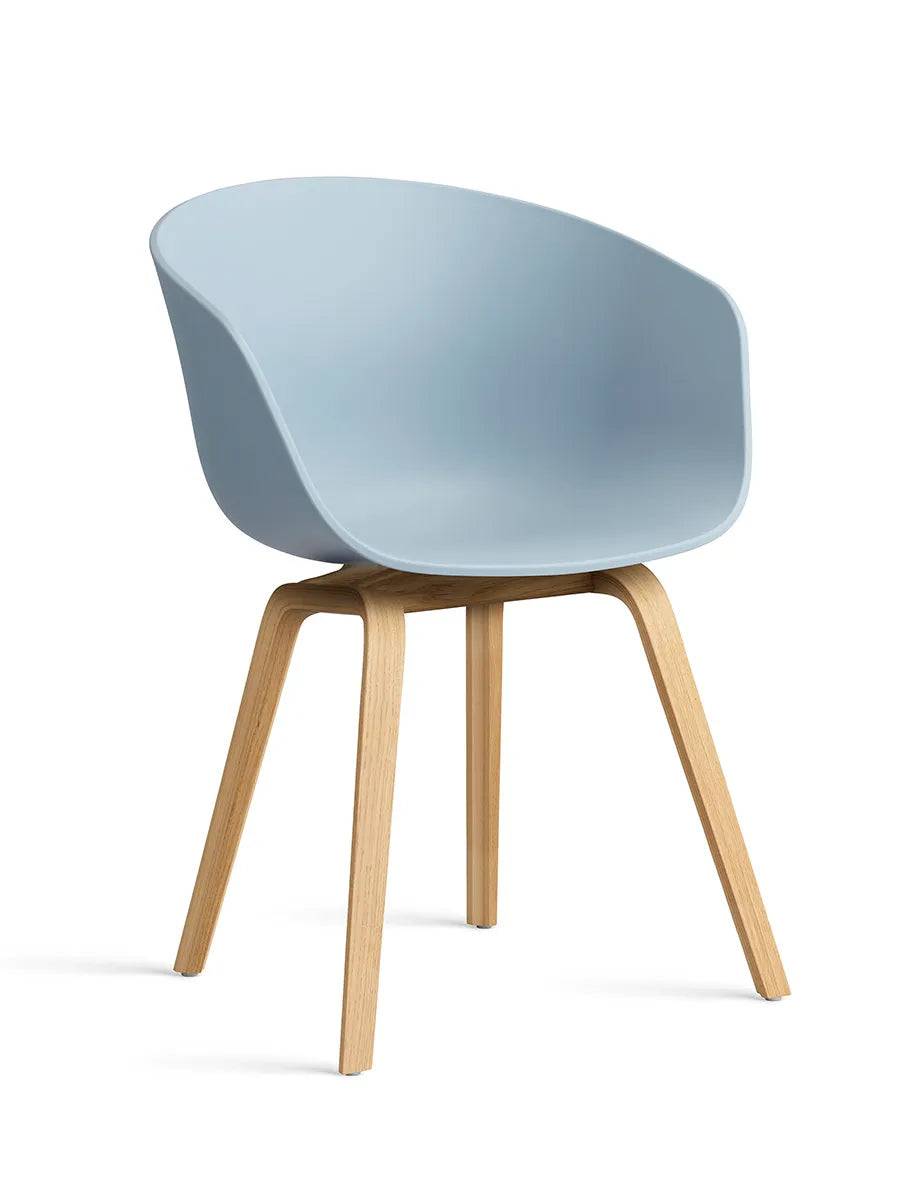About a Chair AAC22 fra Hay Slate Blue / Lakeret eg - Jacobsen Plus