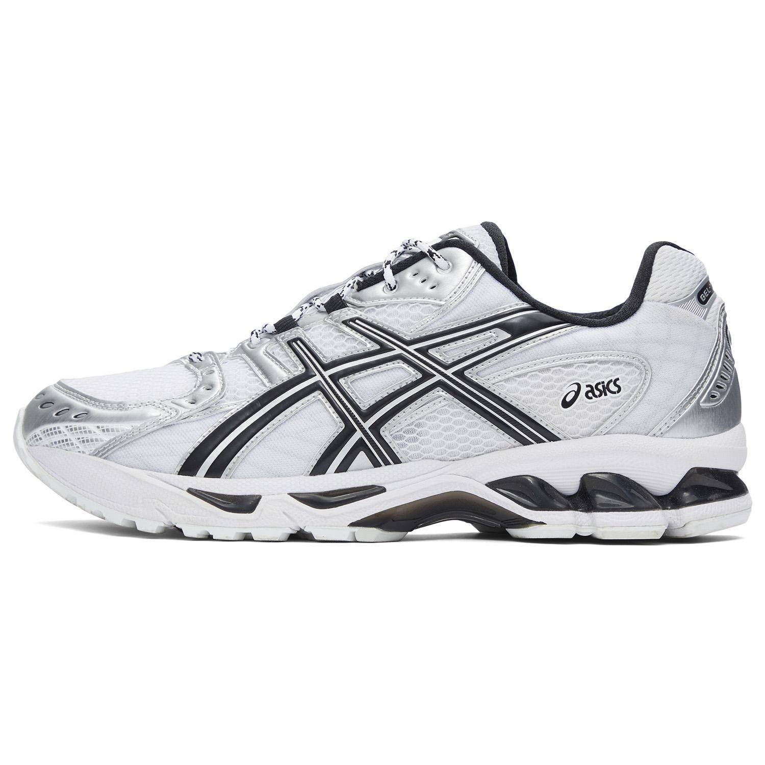 ASICS Gel Nimbus 10.1 Vit Svart Unisex Sneakers 1203A780-101 37