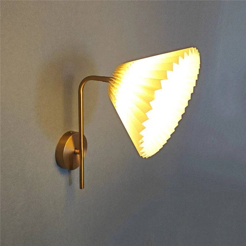 NordicLuxe - Lyxig Guld Vägglampa för Sovrummet - A / Utan glödlampa