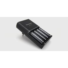 Batterioplader PRO inkl. 4 batterier (2500mAh)