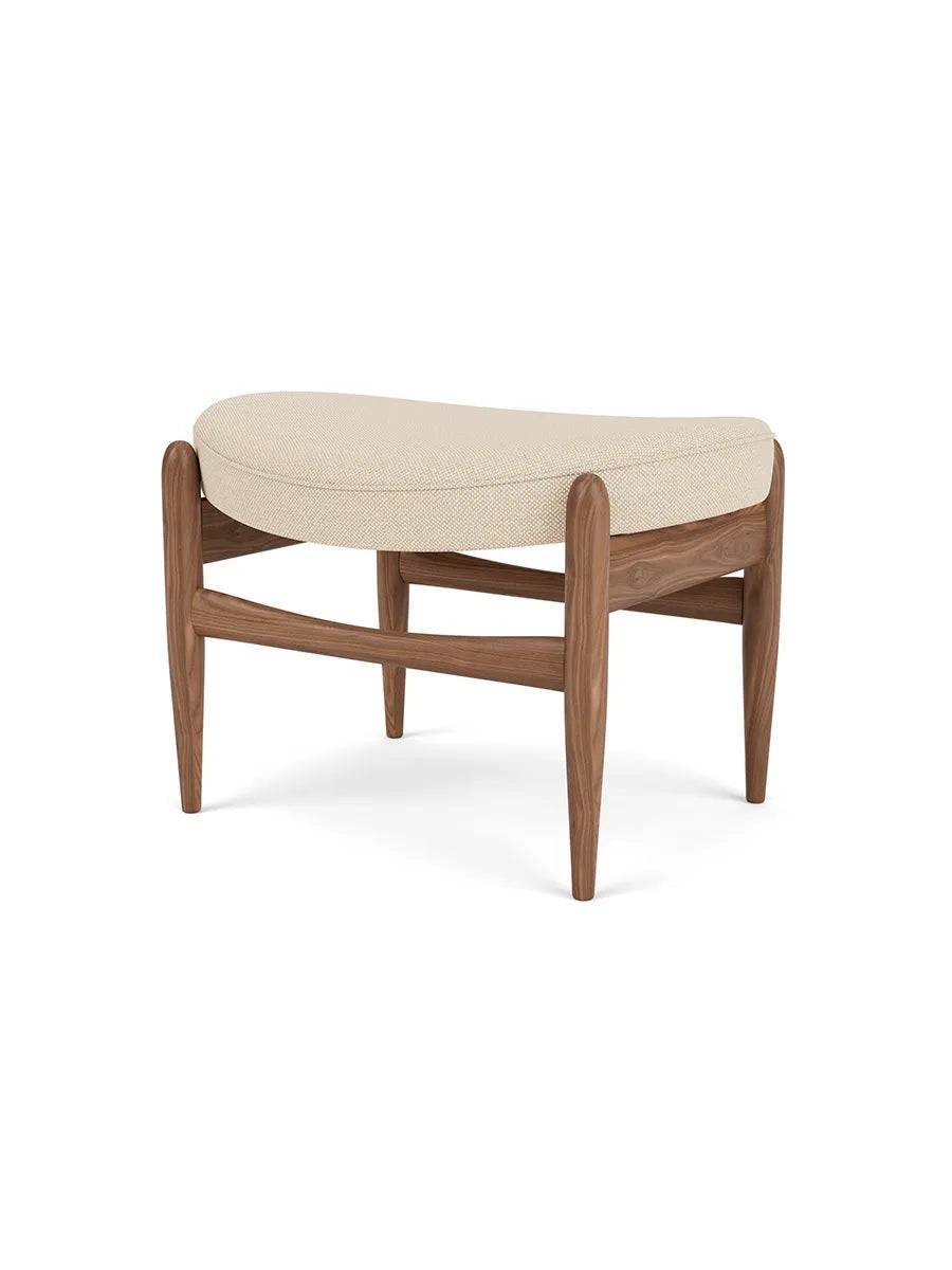 Elizabeth Ottoman fra Audo Copenhagen Valnød - Hallingdal 65 200 - Jacobsen Plus
