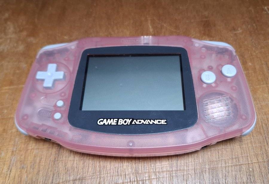 Nintendo Game Boy Advance med Street Fighter II Revival