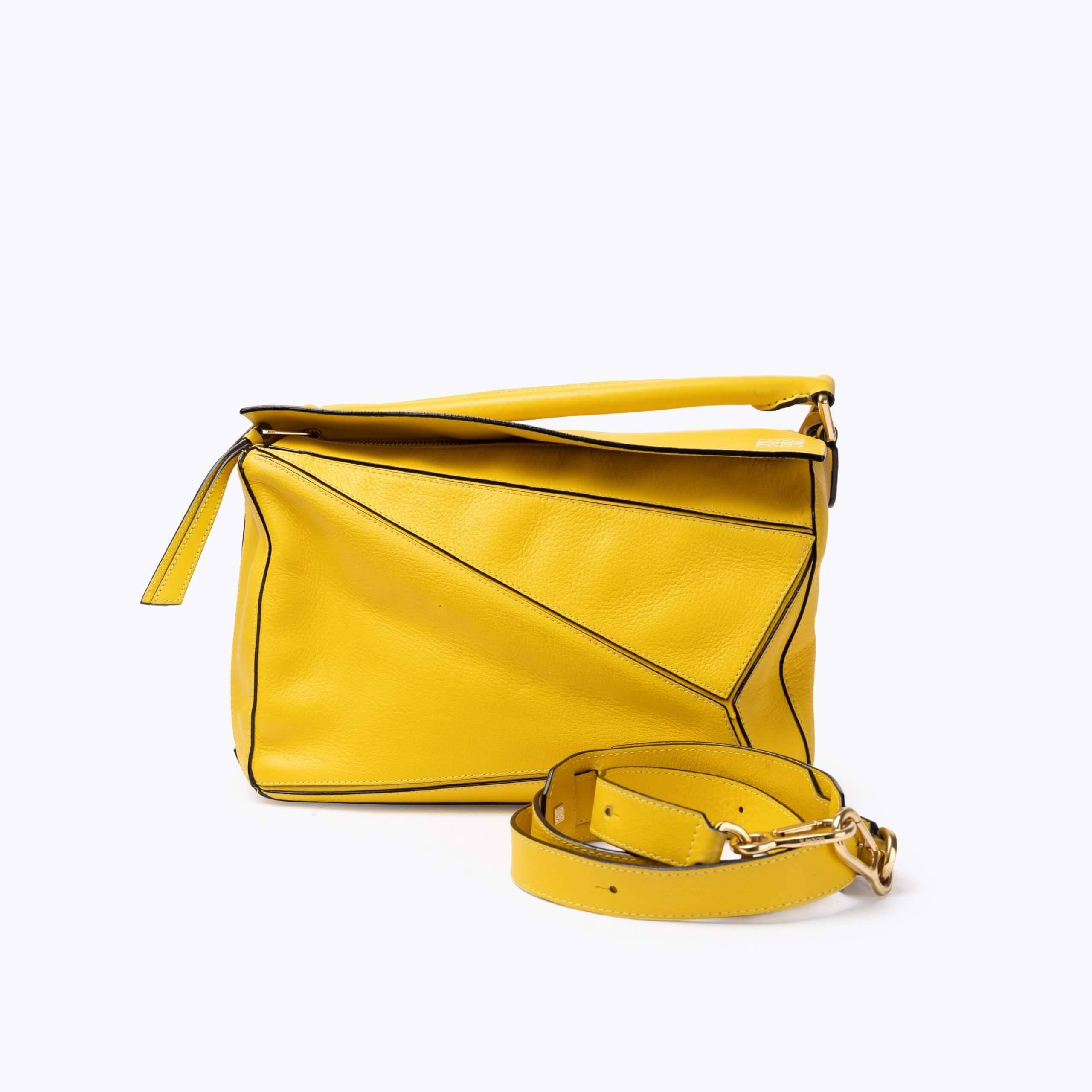LOEWE Medium Puzzle Bag - Yellow - One Size