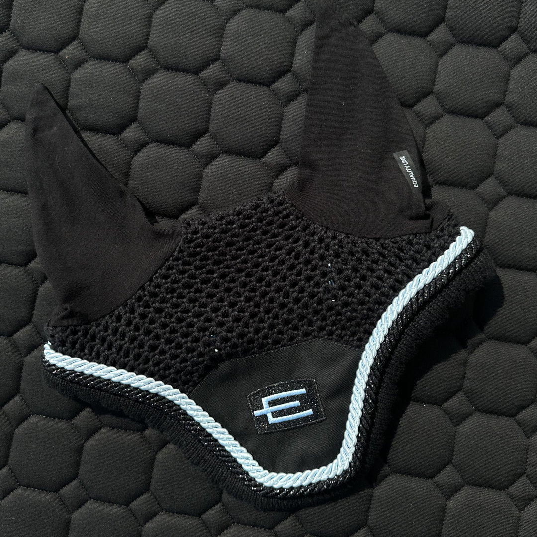 EQUILINE HUVA MED E-LOGGA BLACK GL.BLACK-LIGHTBLUE