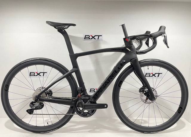 Pinarello F7 2024 - Shimano Ultegra Di2 2x12sp - MOST Ultrafast 40 - 105 / 540 / furious black (540)