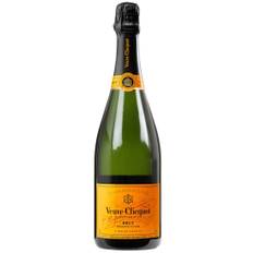 Champagne Veuve Clicquot, Champagne Clicquot Brut Yellow label Réserve Cuvée